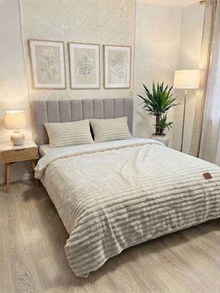 Плюшева постільна білизна &bull; Malloory Home &bull; Шарпей &bull; Молочний PLUSH-MALLOORY-EURO-SHARPEY-MILK фото