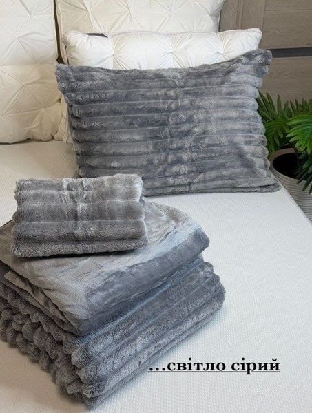 Плюшева постільна білизна &bull; Malloory Home &bull; Шарпей &bull; Світло-сірий PLUSH-MALLOORY-EURO-SHARPEY-LIGHT-GREY фото